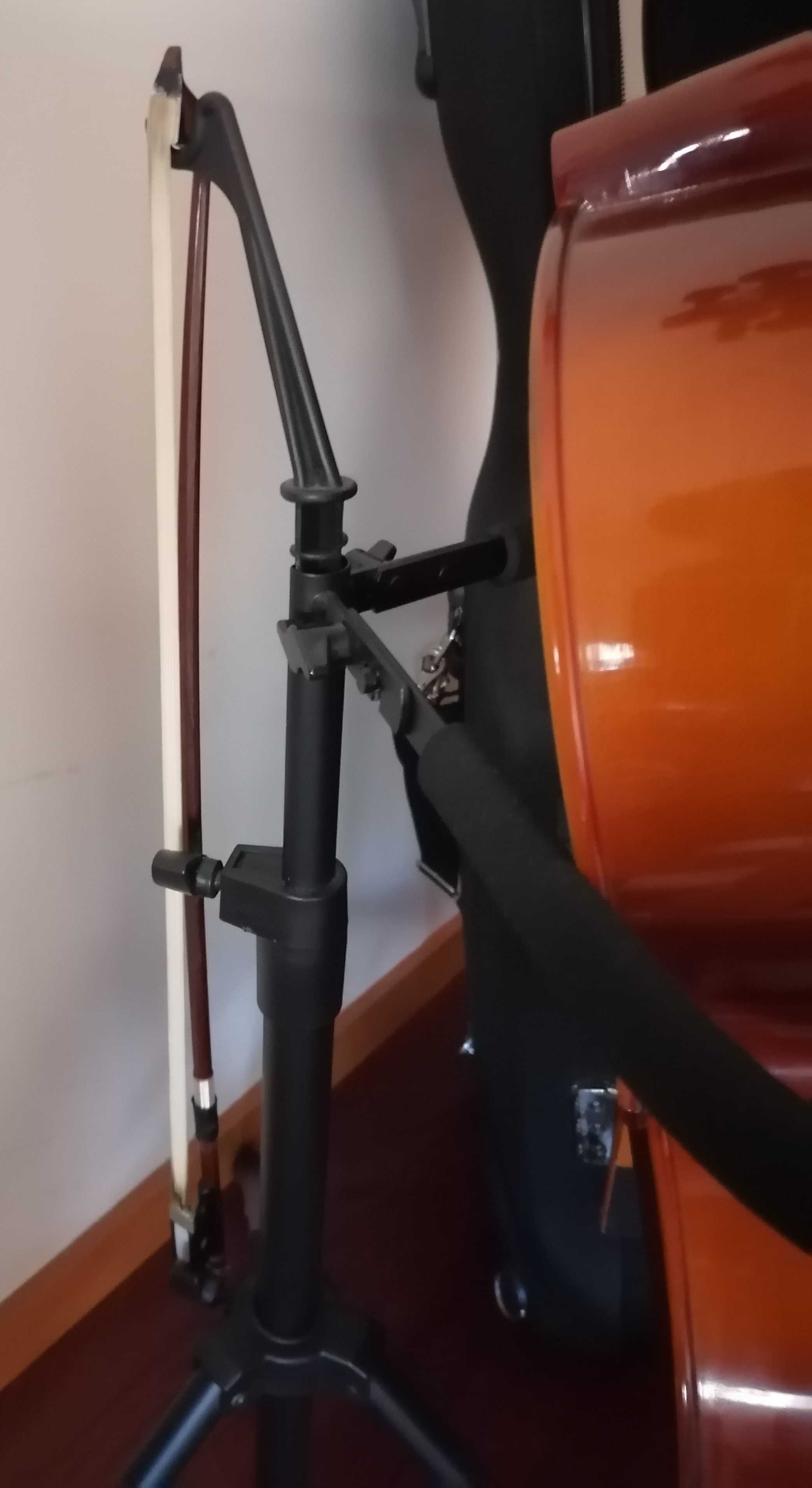 Violoncelo 1/4 Roth & Junius RJCE com caixa rígida e acessórios
