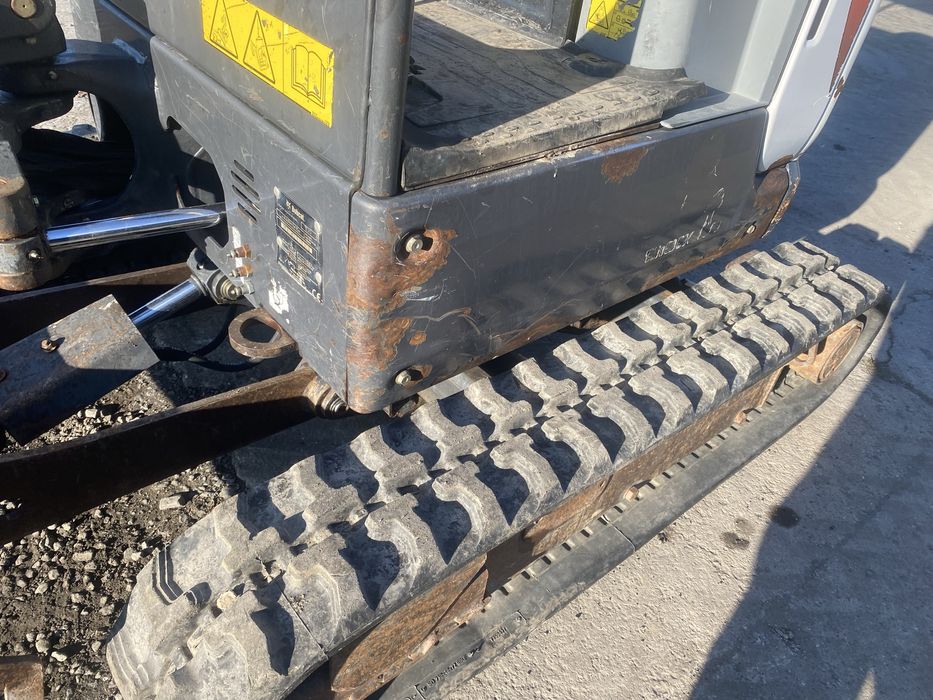 Mini koparka bobcat E 20
