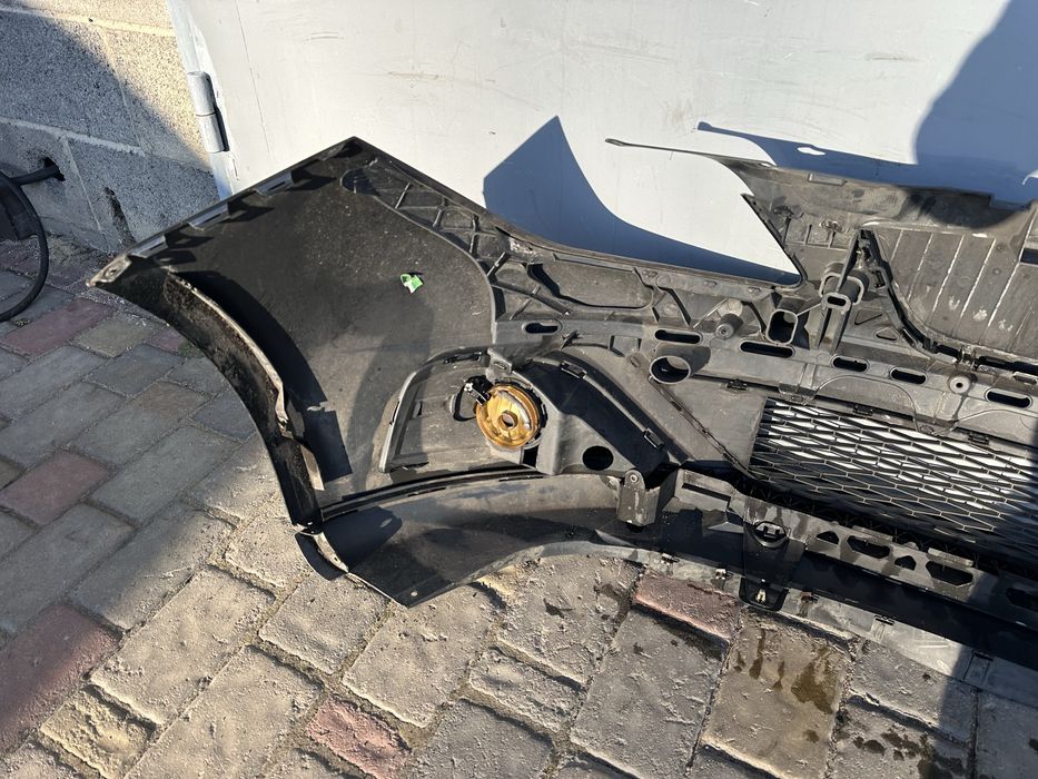 Бампер передний Seat Ibiza 4