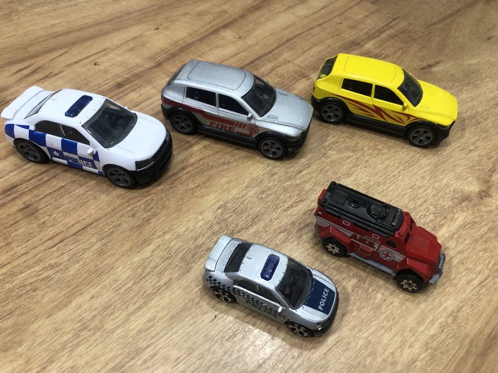 Auto samochod straż pożarna policja pogotowie resorak