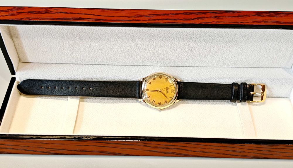 Złoty Zegarek Doxa Antimagnetique 585 14K Mechaniczny 39 mm Duża linia