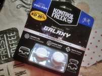 Накладки на стіки KontrolFreek Galaxy PS4 / PS5 White