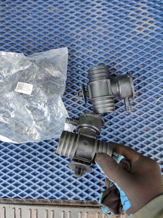 Тройник патрубка радиатора DODGE Journey/CALIBER, JEEP COMPASS/PATRIOT