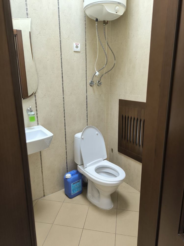 Оренда готової стоматології, 120 м2, метро Звіринецька