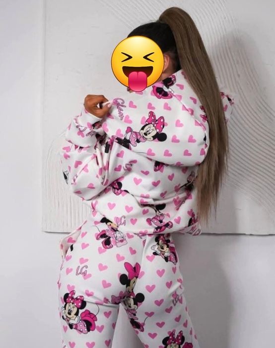 Piękny dres z Miki