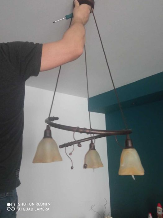 Na sprzedaż dwa żyrandole lub osobno pojedynczo