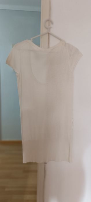 Túnica branca malha de algodão . Usada com marcas de uso. Sem marca