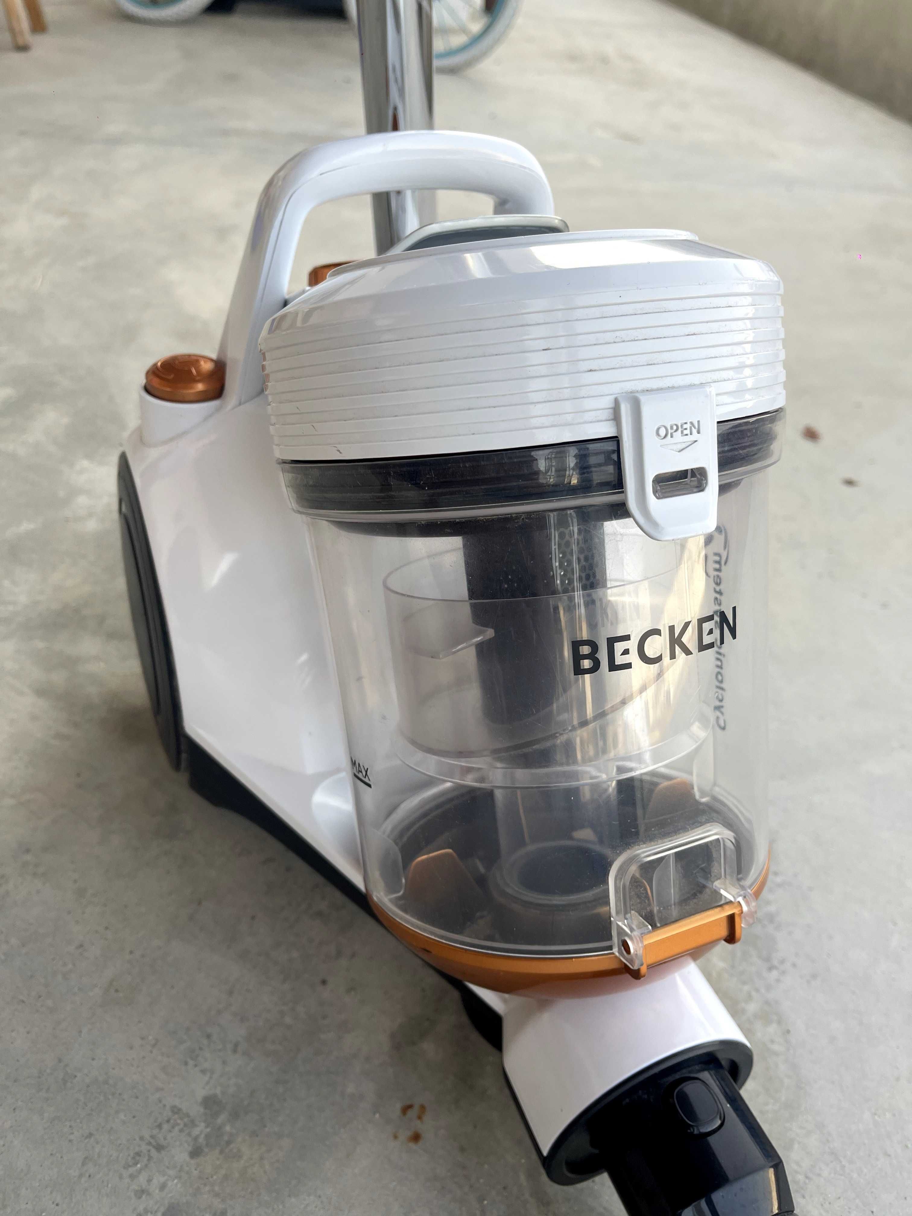 Aspirador sem Saco BECKEN BVC4110