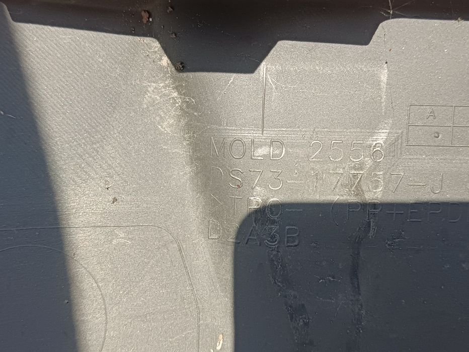 Ford Mondeo MK5 przed lift zderzak przedni przód skorupa poszycie orgi