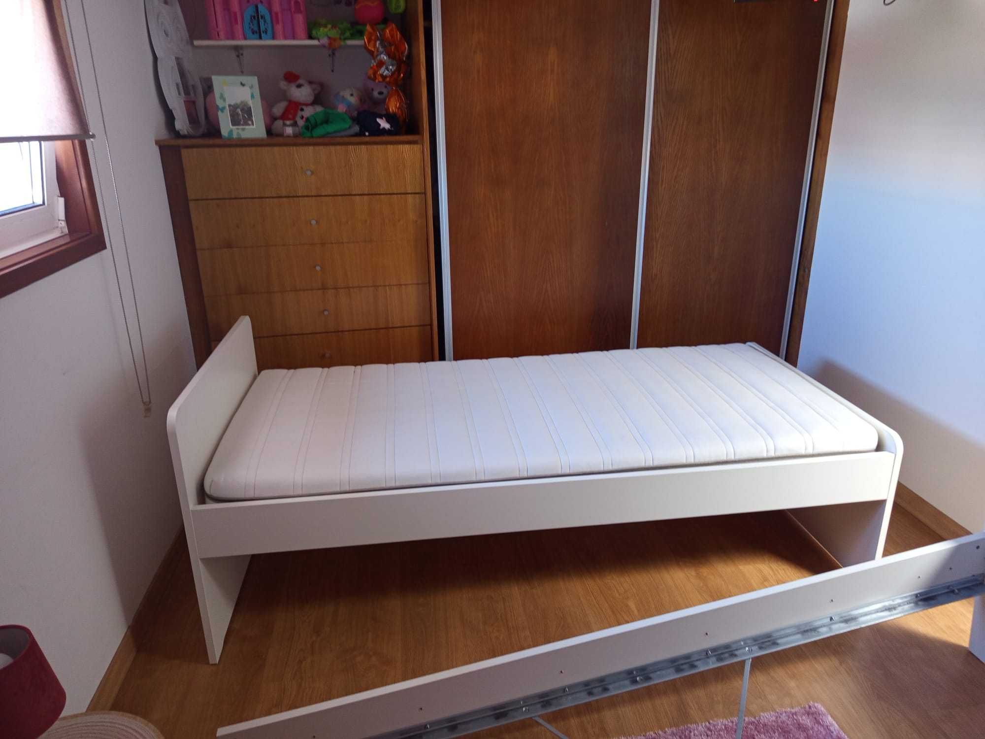 Vendo cama de solteiro IKEA
