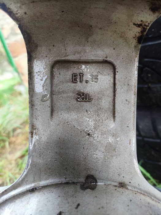 Продам диски Aluett R17 5/112 ET35 8J ЦО 57.1