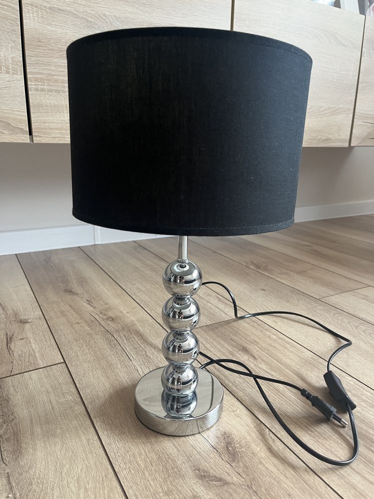 Lampka nocna stan bdb