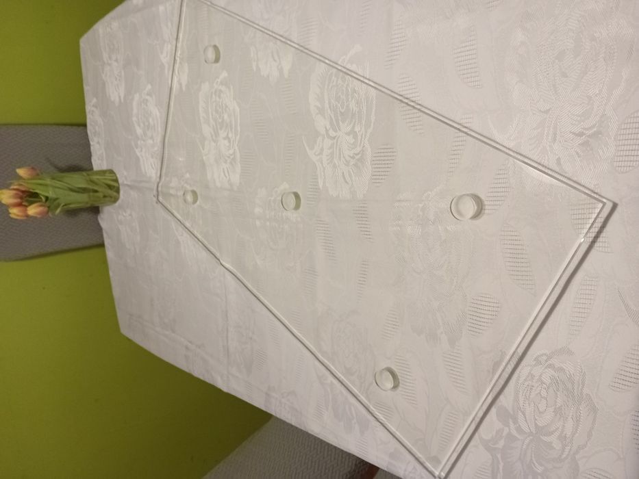 Stojak, stelaż na tort piętrowy lub monoporcje