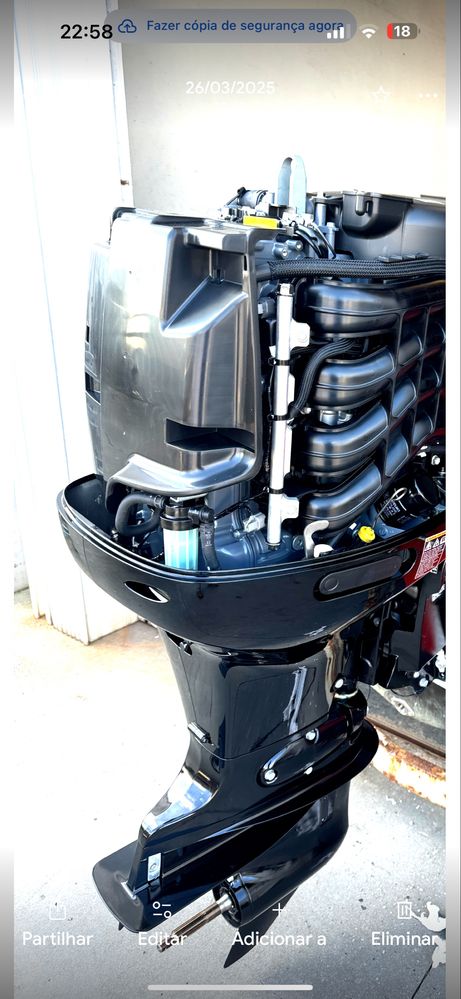 Motor  fora borda Suzuki 140 Hp