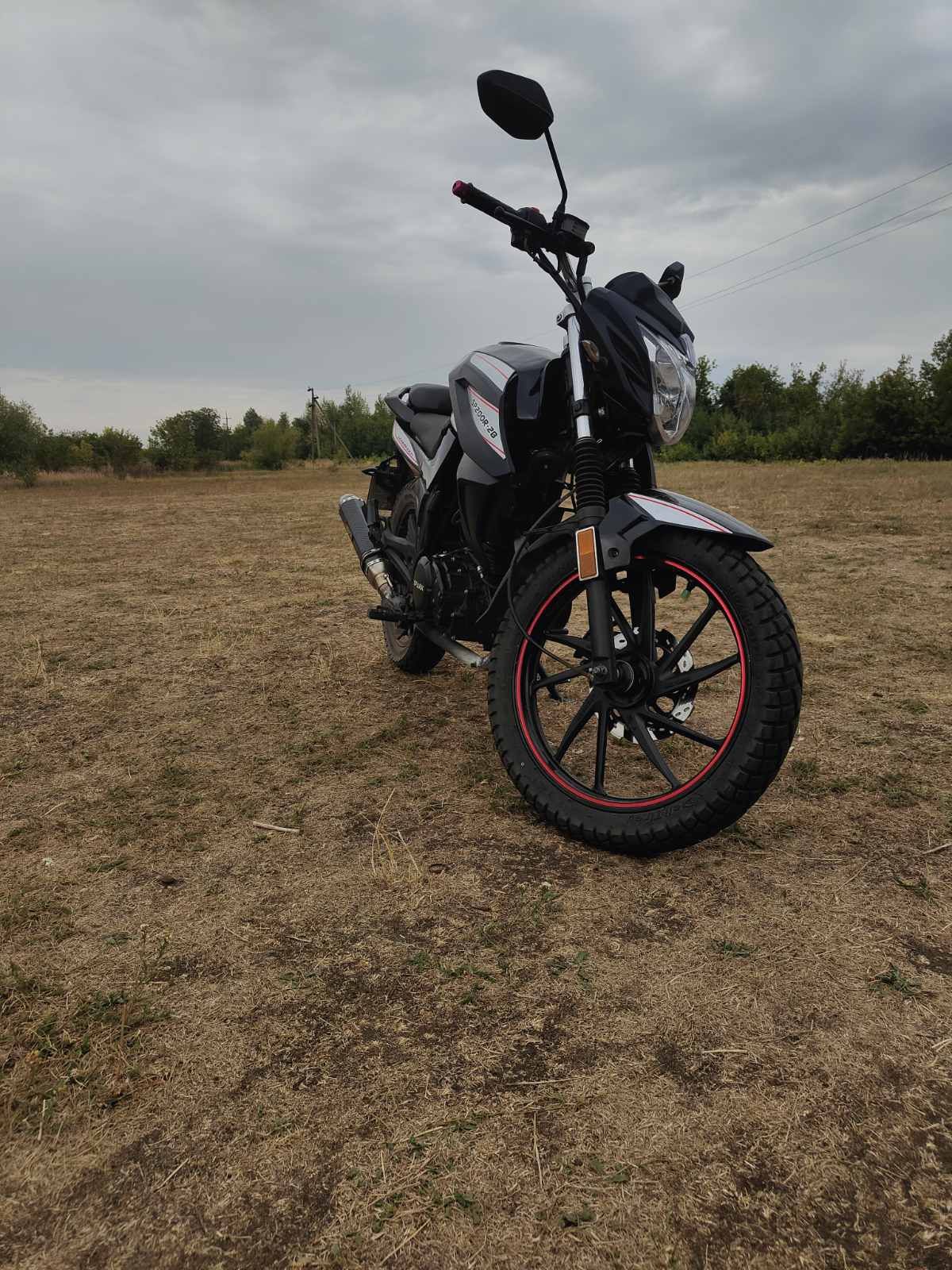 SPARK SP 200R-28