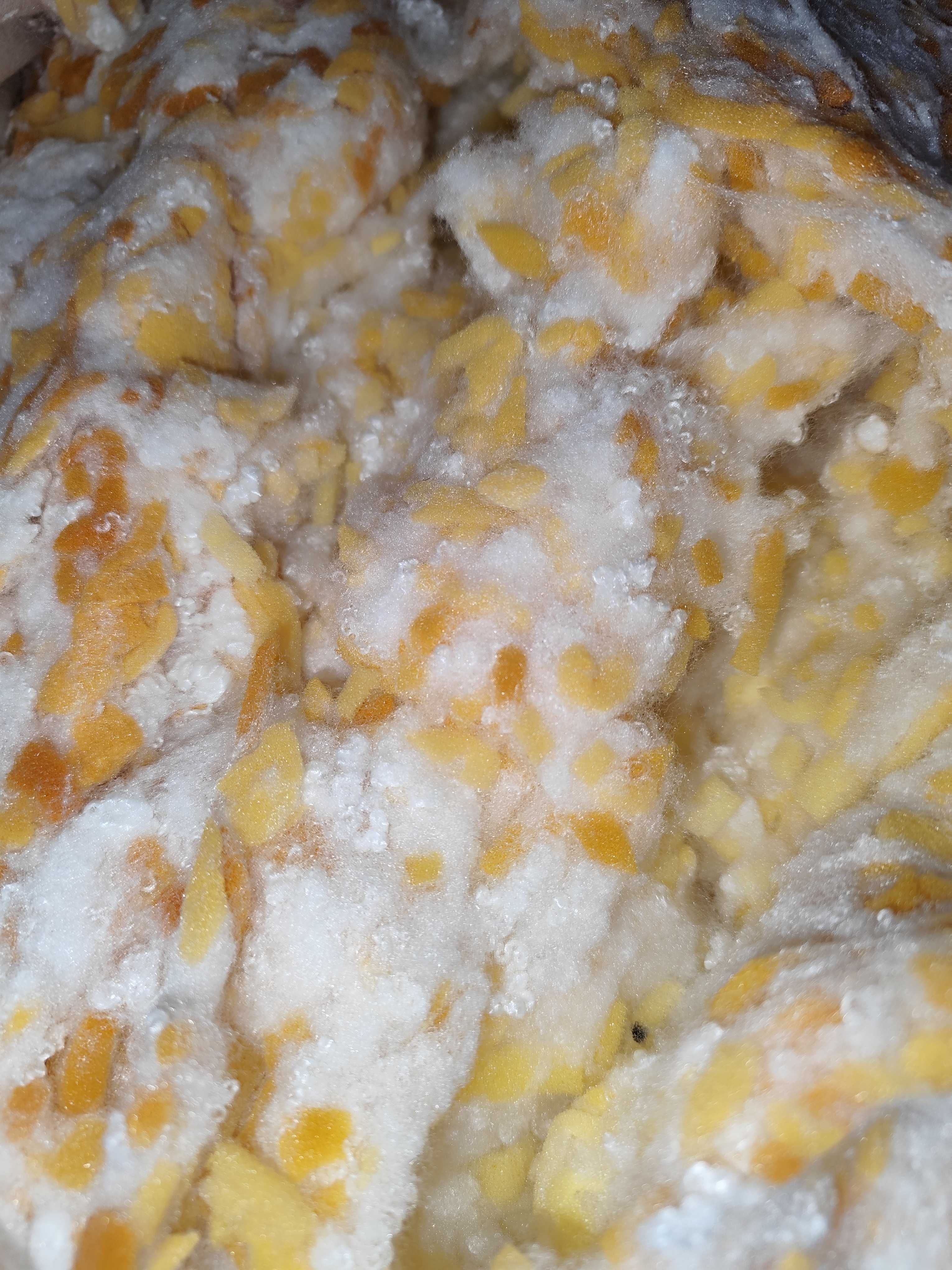 Enchimento algodão acrílico branco com espuma laranja