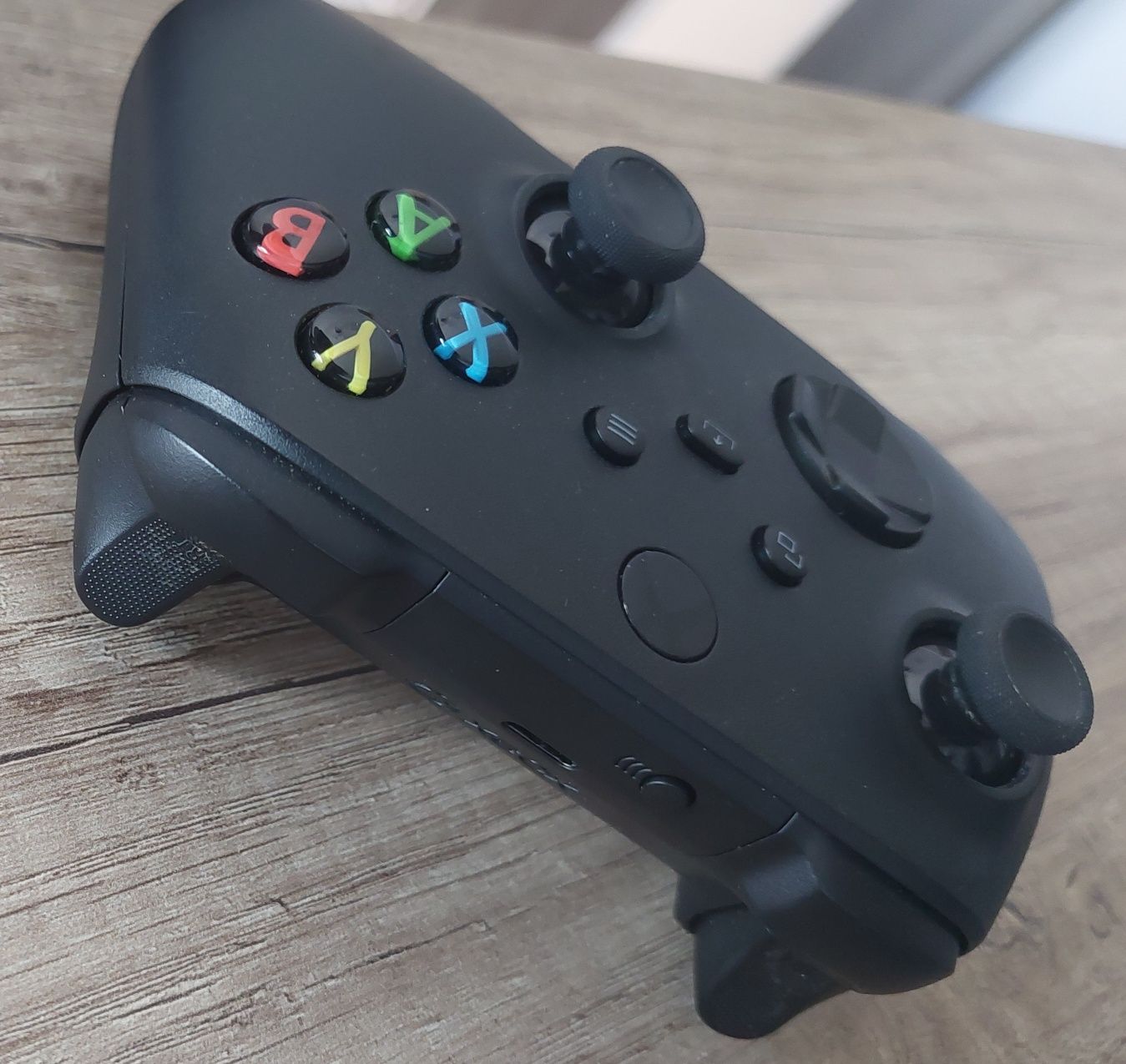 pad bezprzewodowy Xbox series x + kabel USB-C