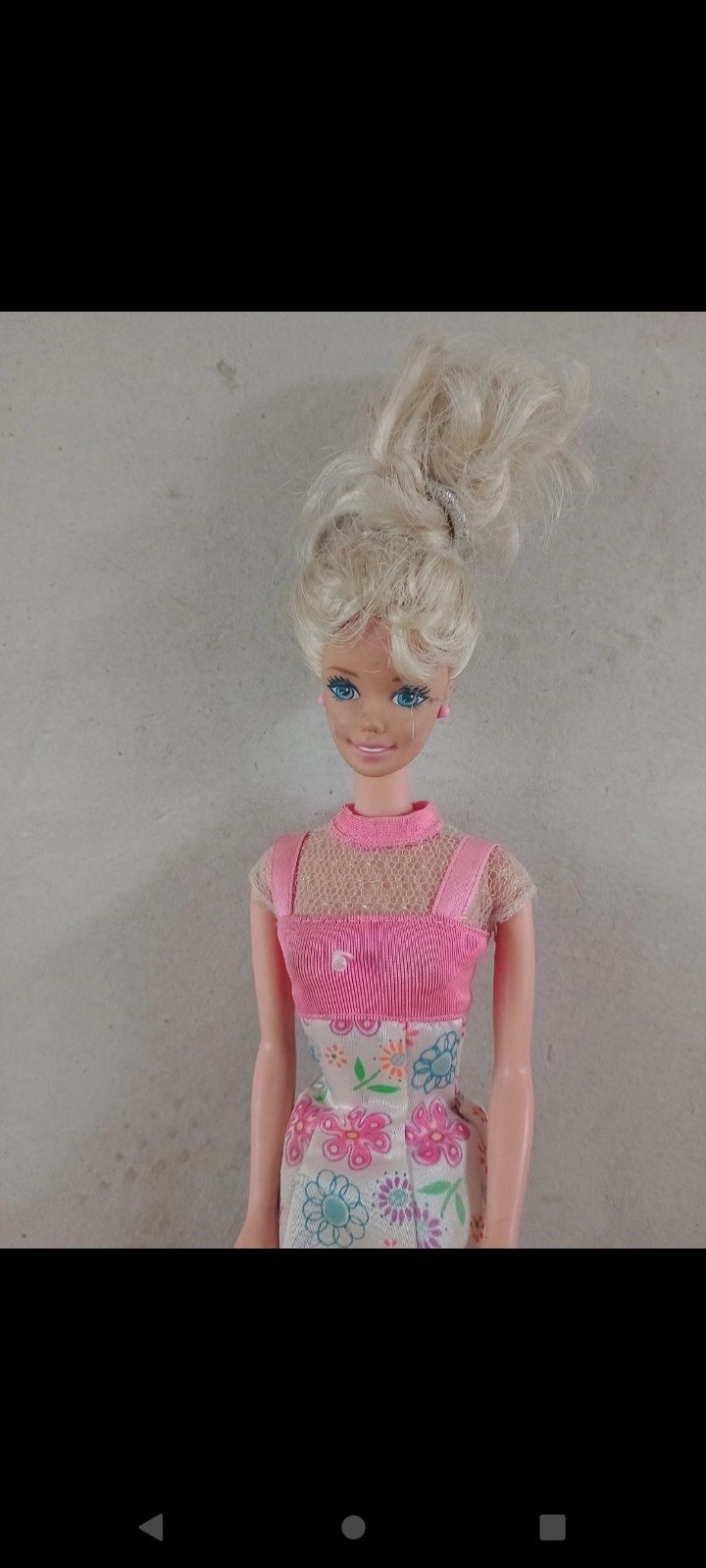 Lalka Barbie firmy Mattel z lat 80