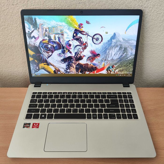 Стильний/практичний Acer A515-43 15.6"FHD/IPS Ryzen 3/8GB/128SSD/Vega3