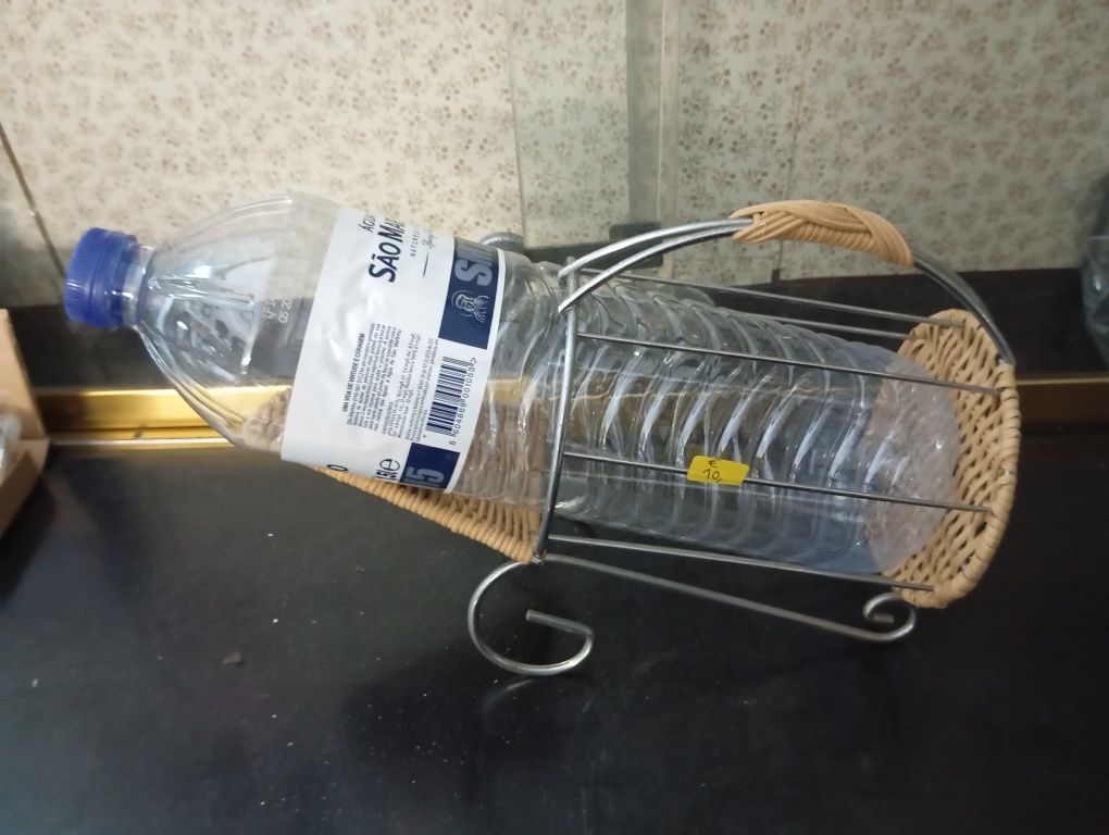 Suporte garrafas