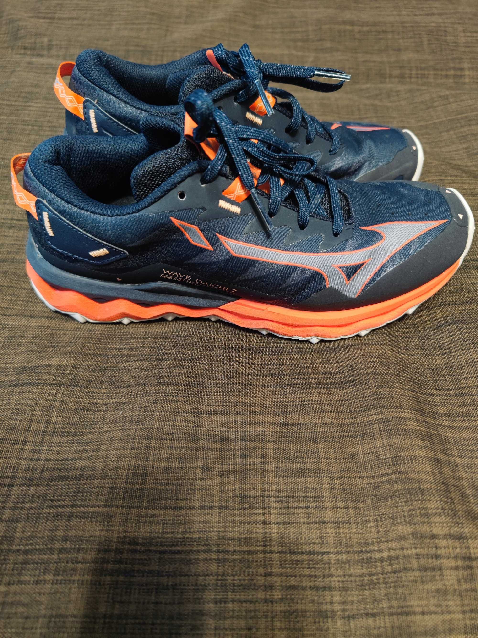 Женские кроссовки Mizuno Wave Daichi 7 Black (36,5р.23-23,5см.)