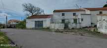 Moradia T4 para venda