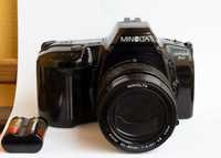 Máquina fotográfica SLR (analógica) rolo 35mm Minolta Dynax 3xi