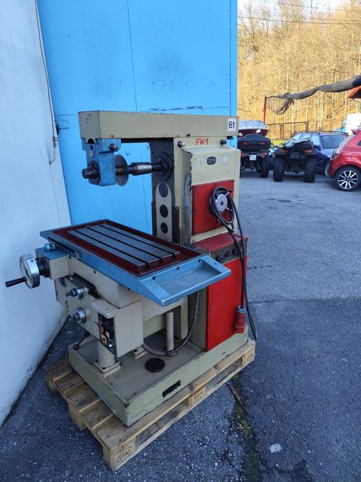 Frezarka do metalu tokarka piła taśmowa wiertarka szlifierka