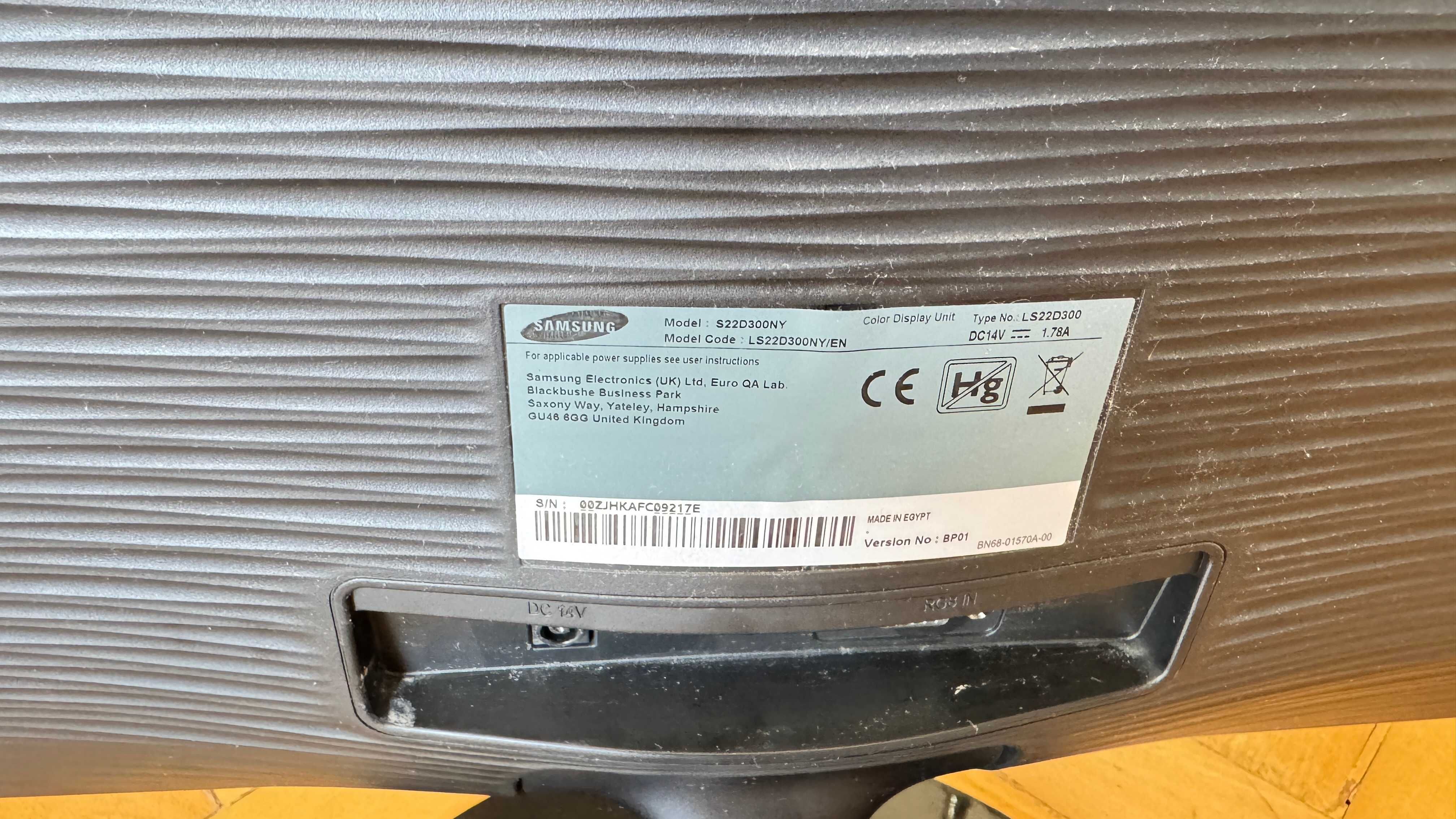 DELL OPTIPLEX 760 wraz z monitorem.