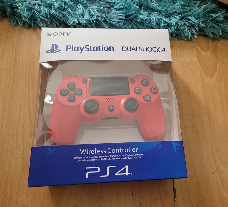 Pad do konsoli ps4