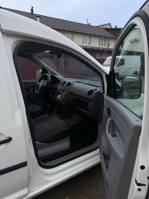 Продам свій автомобіль , в гарному стані