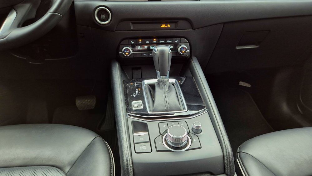 Mazda CX-5.select. black.