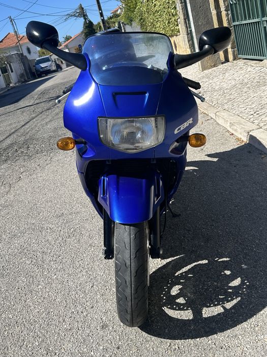 Honda cbr 600 f impecavel