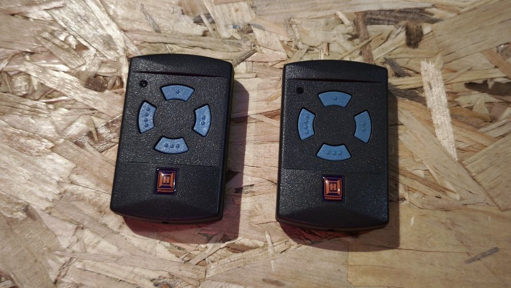 Pilot do bramy Hormann piloty 2szt nowe plus HET24-868