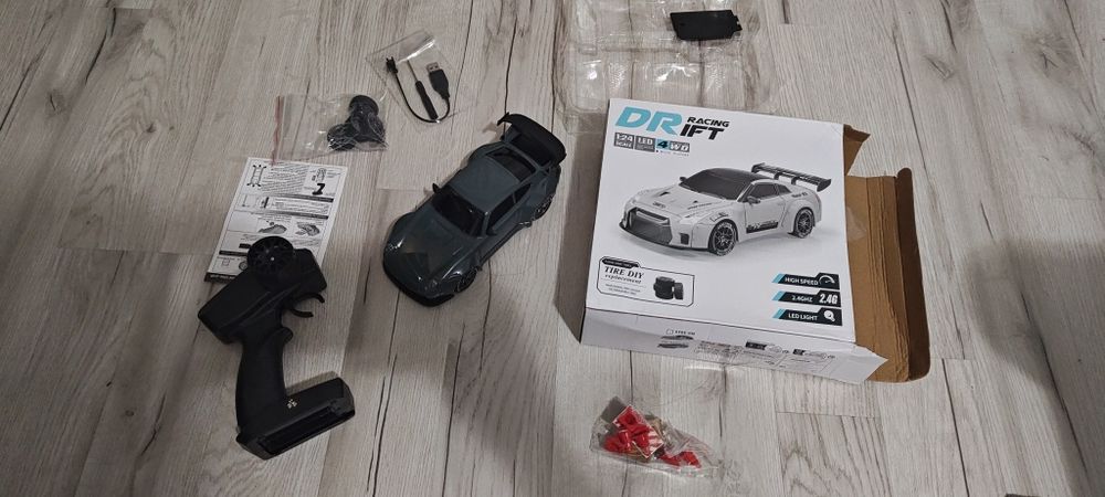 Samochód zdalnie sterowany Porsche 911 RWB Pandem Gray do Driftu 1:24