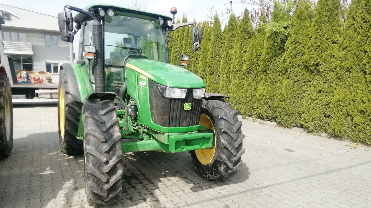 Ciągnik John Deere 5100M, moc 100 kM, 2018r