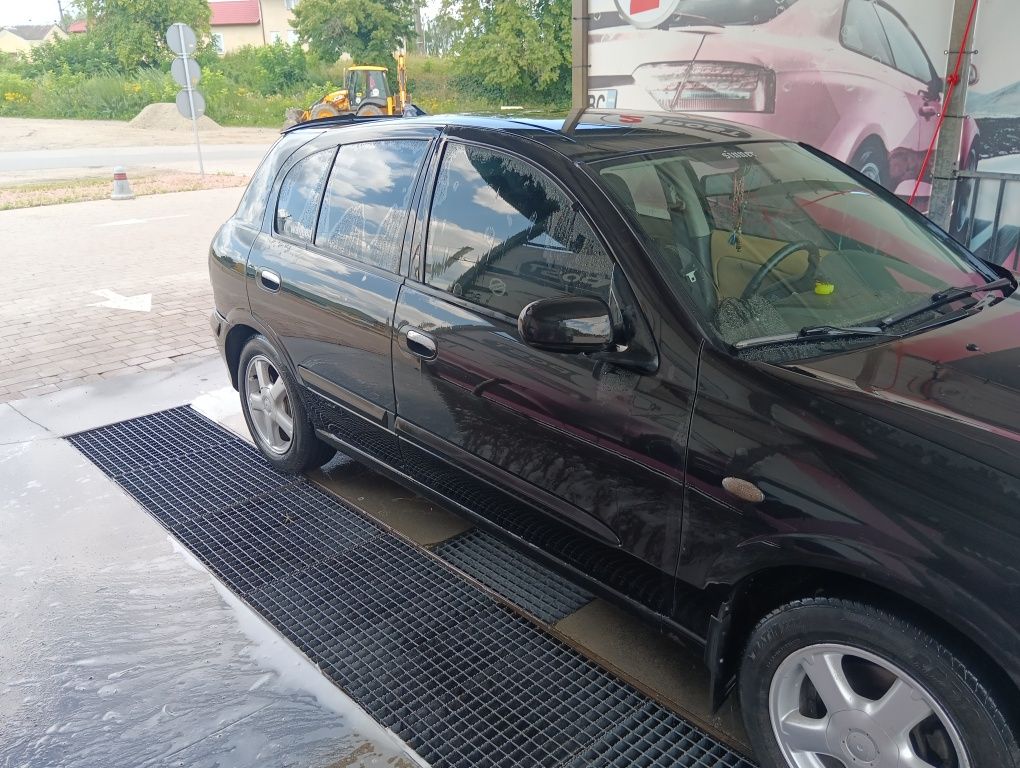 Nissan almera N16
