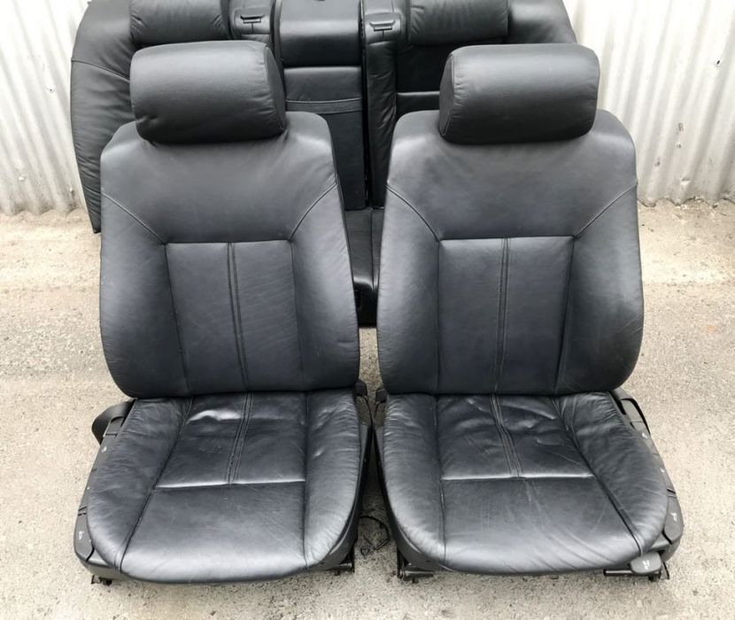 TAPICERKA SKÓRZANA FOTELE KANAPA BMW E38 CZARNA