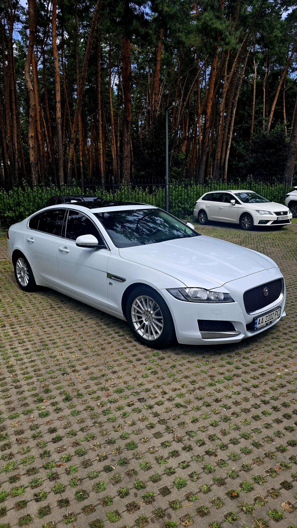 Jaguar XF офіціал 2016(2015) 2.0D