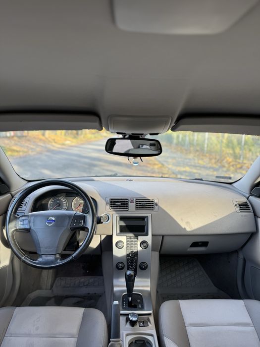 Volvo V50 2.5 T5