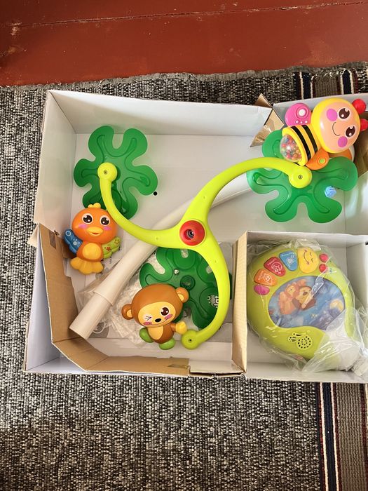 Продам музичний мобіль на дитяче ліжечко