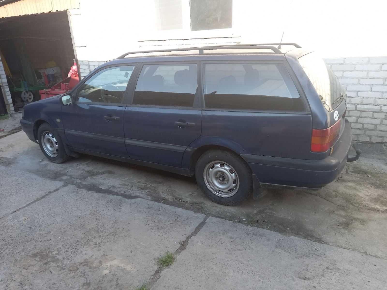 Автомобіль Wolkswagen pasat b4