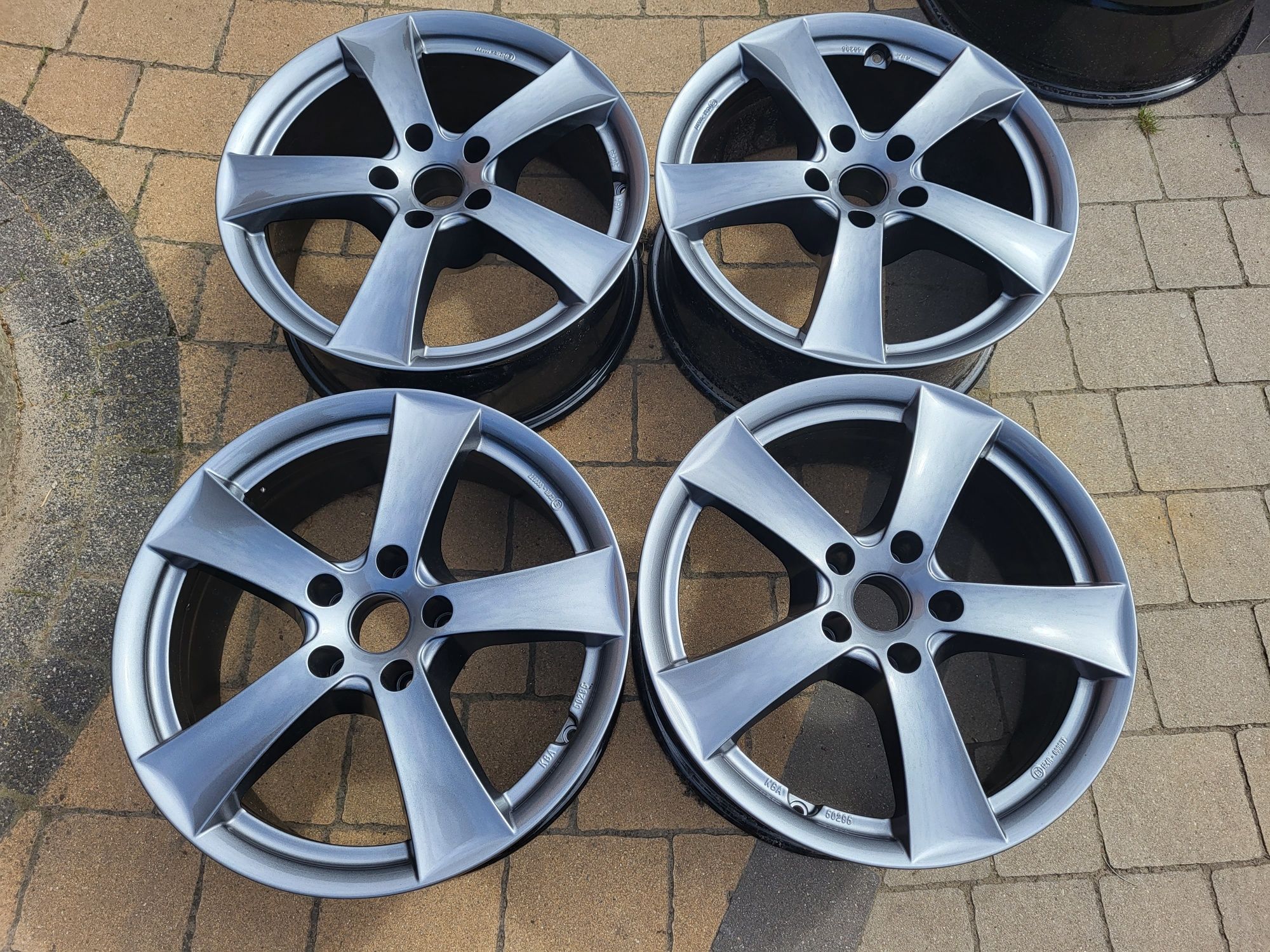 Alufelgi Dezent Germany 5x112 7,5Jx17 et27 cb66.6mm grafitowe