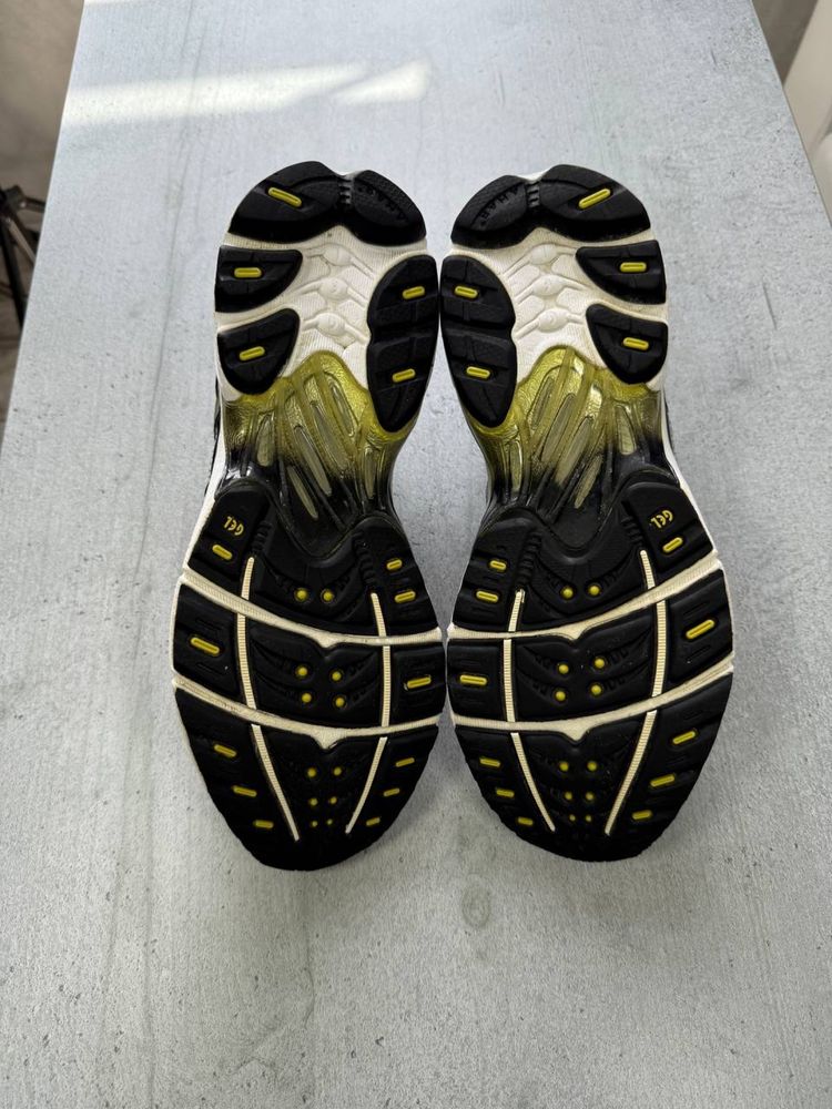 Вінтажні кросівки Asics Gel 2120