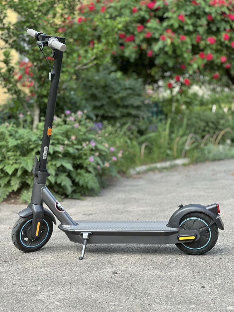 Ninebot max G30 d2