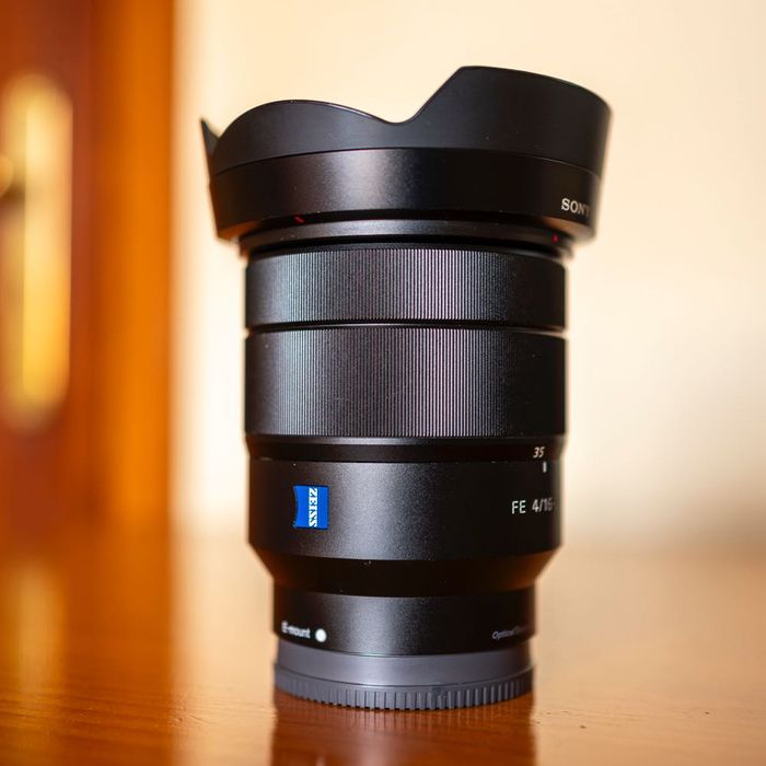Objetiva Sony FE 16-35mm F4 ZA OSS Zeiss