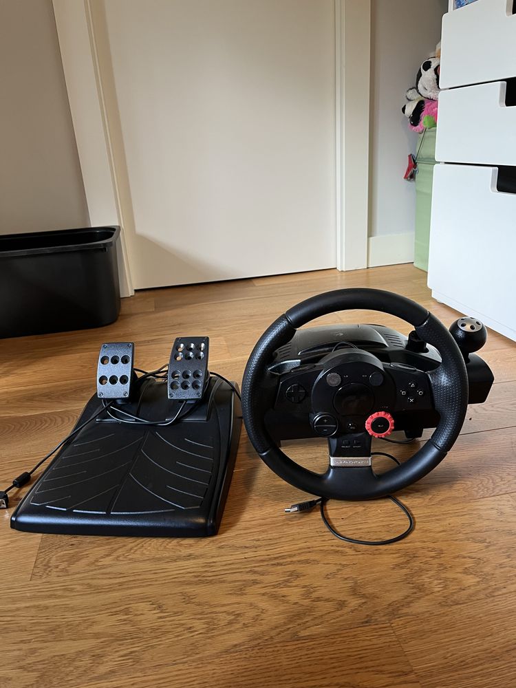 kierowniaca do pc/ps3/ps2 logitech driving force GT
