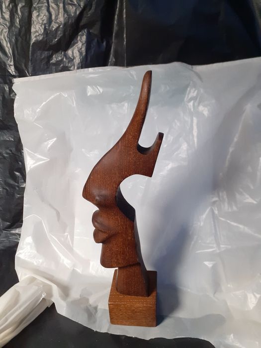 Артоб'єкт дерево різьба