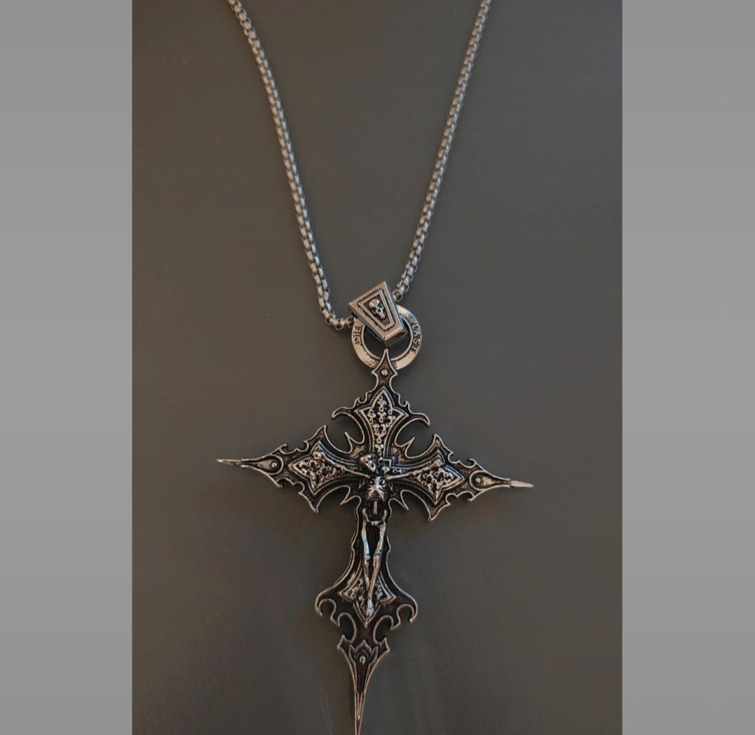 Naszyjnik damski w kształcie krzyża silver cross kościotrup opium emo