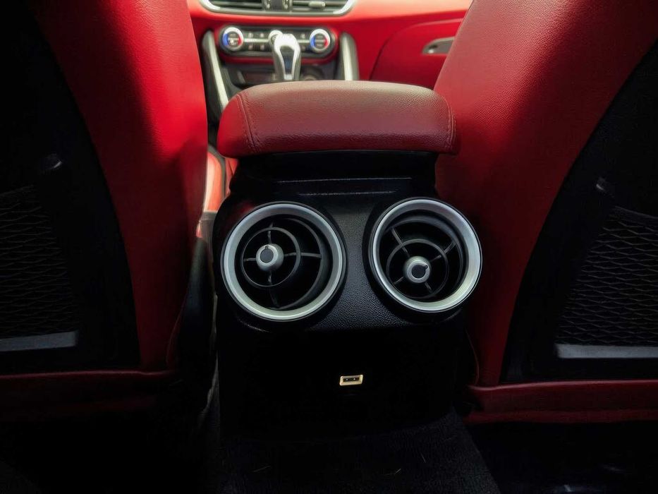 Alfa Romeo Giulia Ti      2020